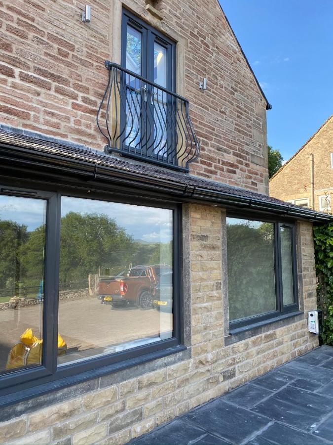 Naze View Barn - Cosy, With All Mod Cons Whaley Bridge Bagian luar foto